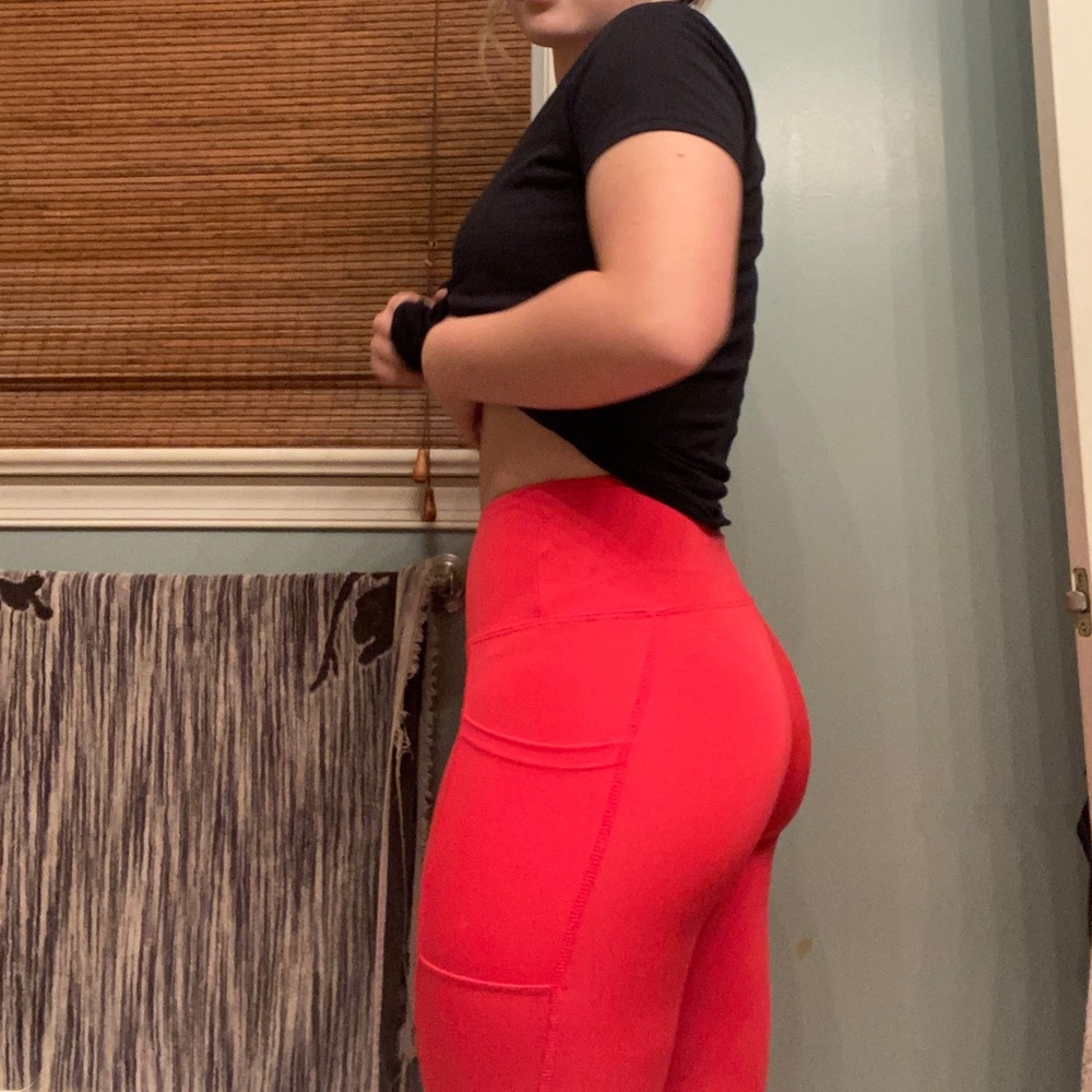 Hot pink yoga pants
